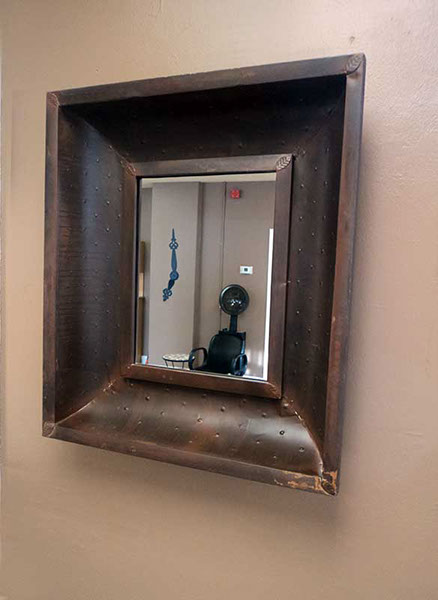 %_tempFileName16-Salon-mirror%